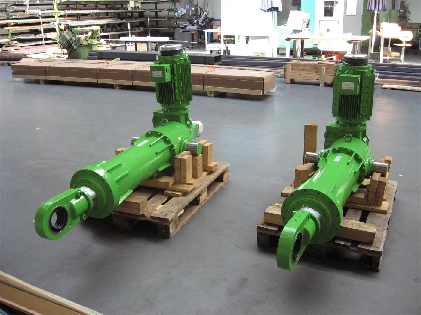 Foundry & steelworks technology: application image 10 with electric actuator