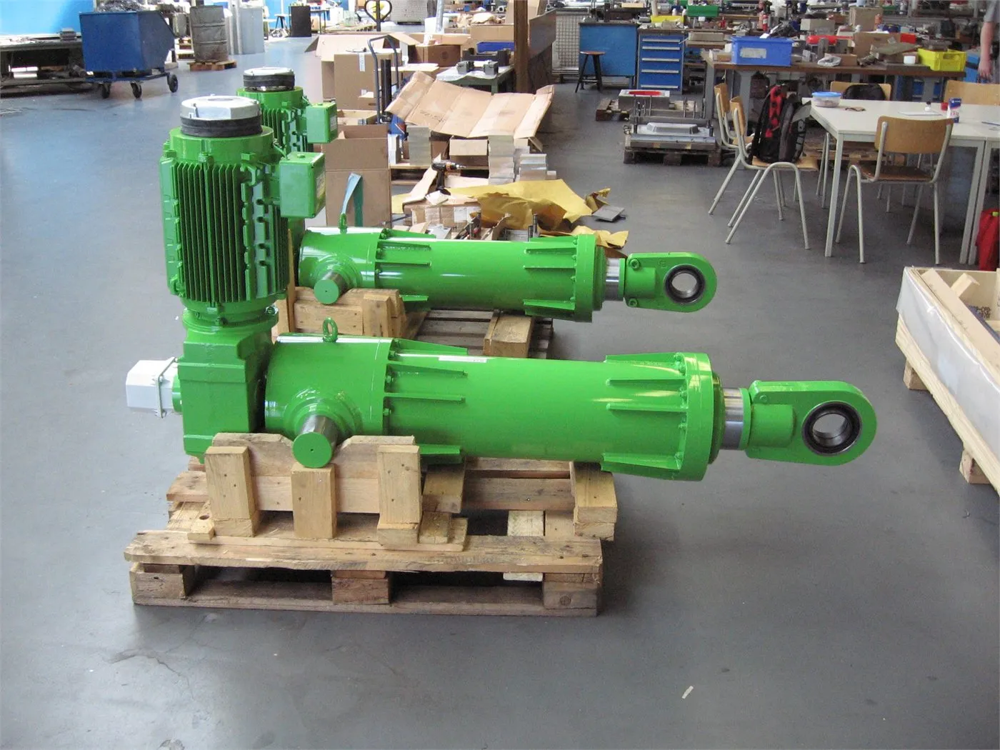 Foundry & steelworks technology: application image 12 with electric actuator