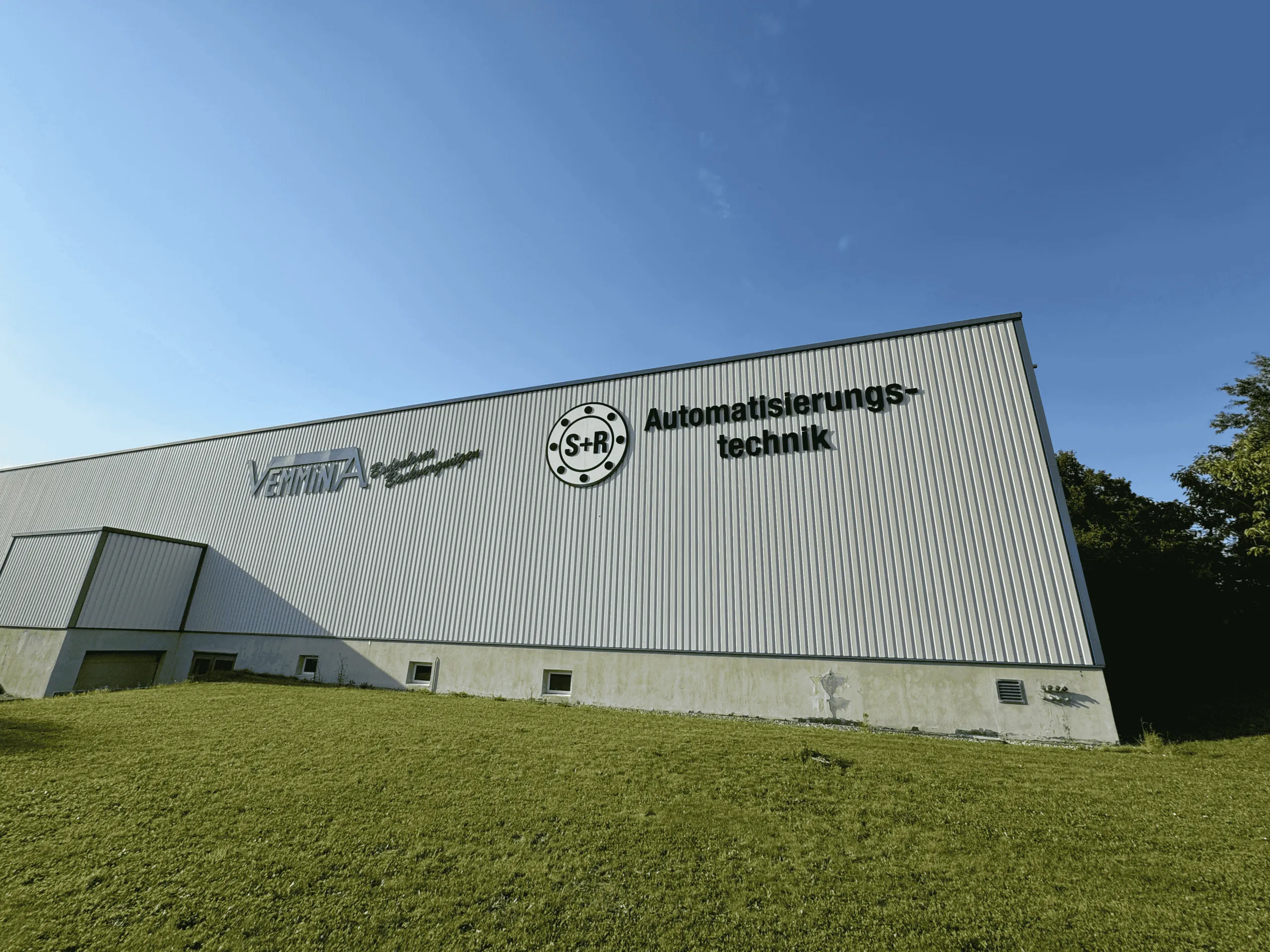 Produktionshalle am S+R Standort Homberg/Ohm