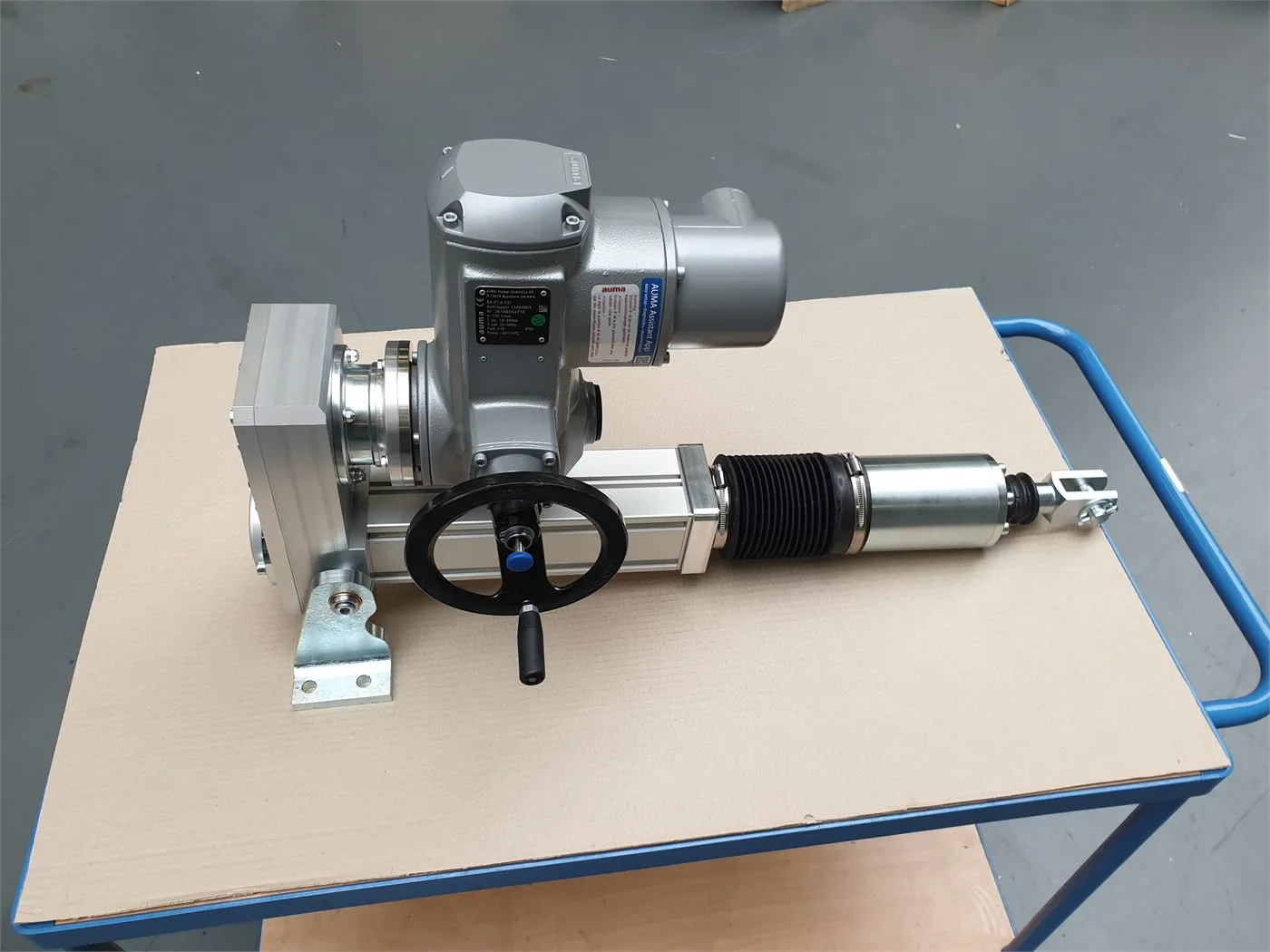 Process engineering: application image 1 with electric actuator